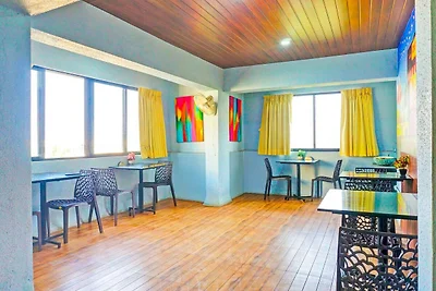 Townhouse Oak Amanora Mall