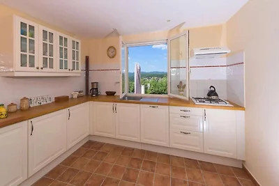 Ferienhaus Guillaume mit Swimmingpool