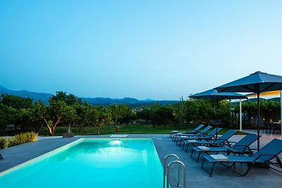 Villa in Rethymno mit privatem Pool