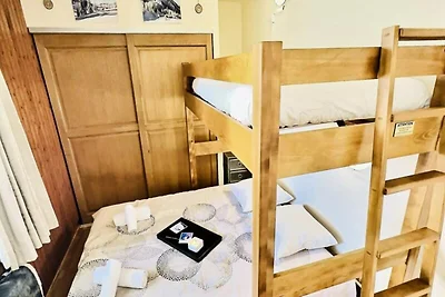 Appartamento a Val Claret con vista sul lago