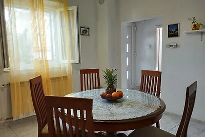Two Bedroom Apartment with Terrace(A1)