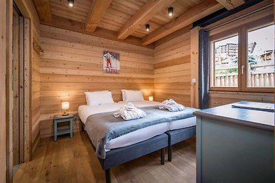 Groot, modern chalet dichtbij de piste