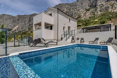 Splendida villa a Drašnice con piscina...
