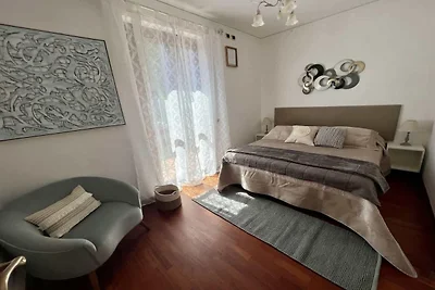 Elegante villa met hottub en uitzicht