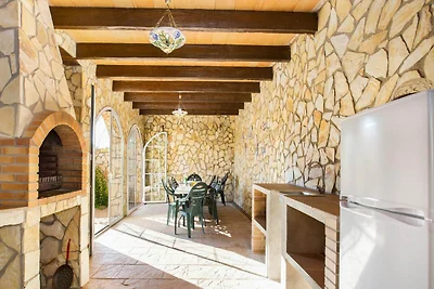 Schöne Villa mit Pool in Vidreres