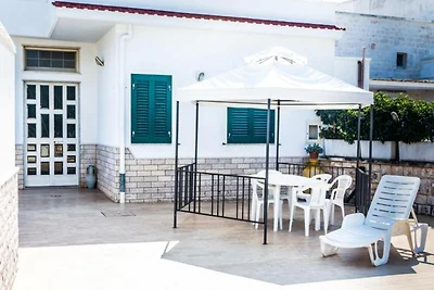Ferienhaus in Apulien mit Pool und Terrasse