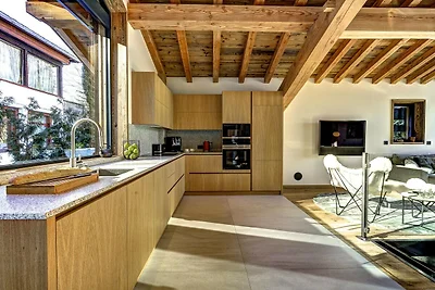 Peaceful hamlet + daily pastry delivery &...