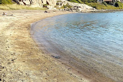 12 persone case ad LYSEKIL-By Traum