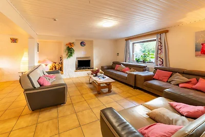 Ferienhaus in Montleban mit Sauna