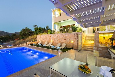 Villa in Achlades Kreta mit privatem Pool