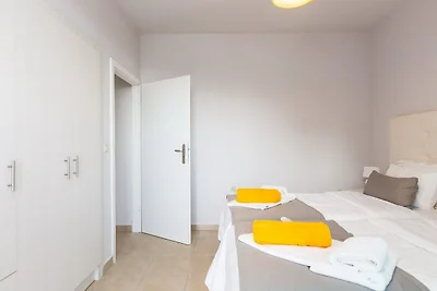 Villa in Mariou mit Pool und Meerblick