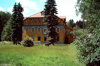Appartamento in una villa con parco a...