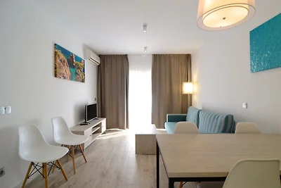 Appartement in Estartit bij zandstranden
