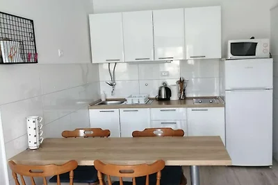 Seaside Apartments Sanda - One Bedroom Apartm...