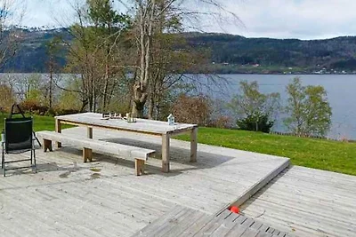 8 Personen Ferienhaus in Innvik-By Traum
