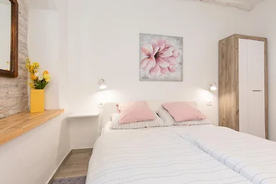 Studio Apartment Sisi