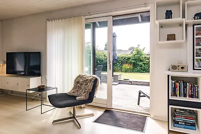 Schönes Ferienhaus in Meeresnähe in...