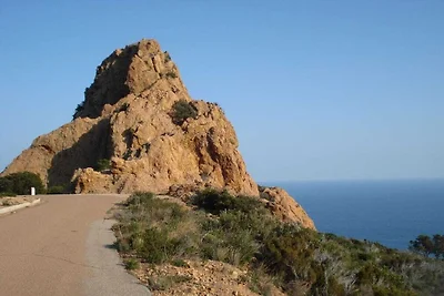 Ferienwohnung in Agay mit Schwimmbecken