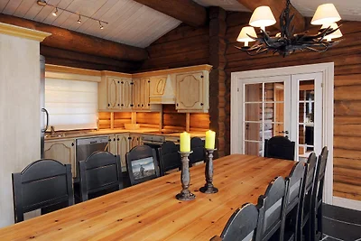 12 Personen Ferienhaus in Fåvang-By Traum