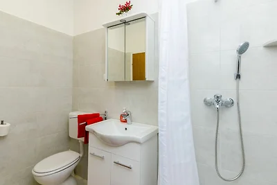 Guest House Villa Nina- One Bedroom Apartment...