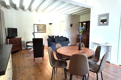 Cottage accogliente a Roussines, Dordogna