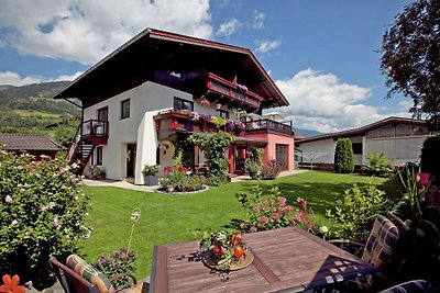 Apartment in Bramberg am Wildkogel with a...