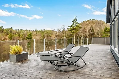 8 Personen Ferienhaus in lyngdal-By Traum