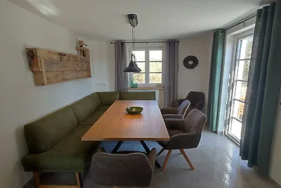 Ferienhaus in Ahorntal mit Schwimmbecken