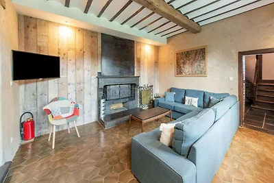 Piacevole casa vacanze con barbeque a Hotton