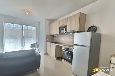 Appartement in Vias, 150m van het strand