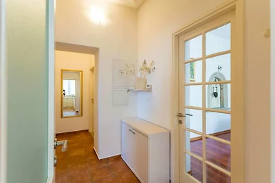 Villa Marini Dvori - Two-Bedroom Apartment wi...