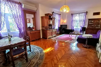 Secluded Lovran Apartment with Balcony and Pa...