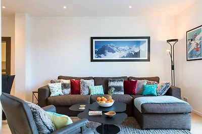 Cosy Central Apartment with Terrace