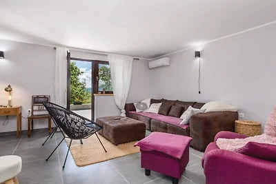 Countryside Villa Latin with Outdoor Swimming...