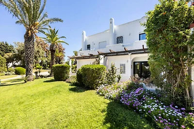 Villa in Ferragudo nahe Caneiros Strand