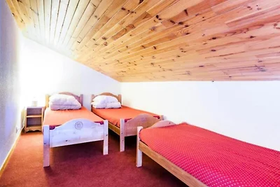 Chalet in Valmorel mit Ski-In Ski-Out