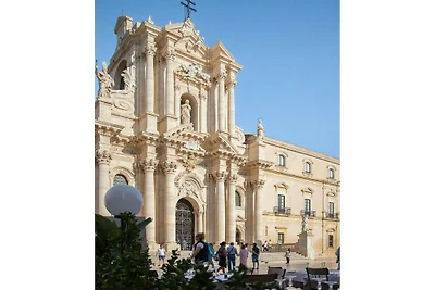 Wohnung in Siracusa mit Balkon