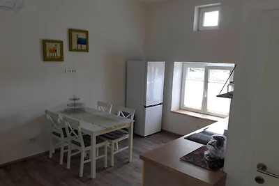 Secluded Authentic Apartment with Terrace - S...