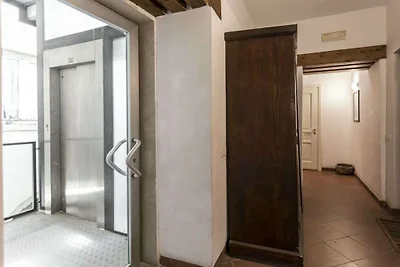 Salomone Apartment 13