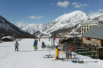 Chalet in Isola nahe Skipisten