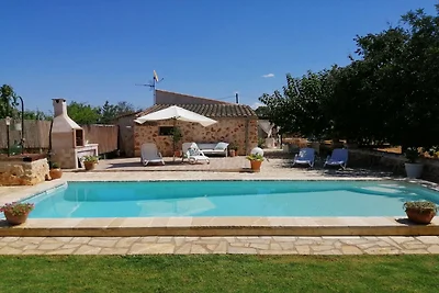 Fantastische Villa in Sineu mit Pool