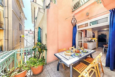 Wohnung in Sanremo mit Terrasse