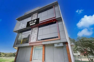 Hotel O Gomti Nagar vicino ad Amity