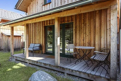 Geräumiges Chalet mit Whirlpool