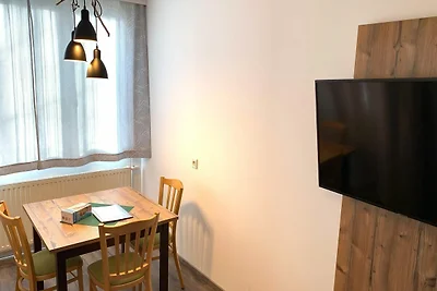 Schönes Studio mit Balkon
