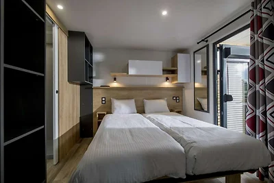 Lodge in Niederlande mit Pool & Veranda