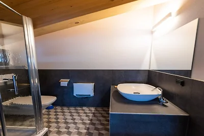 Luxuriöses Chalet mit Außen-Whirlpool