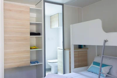 Chalet mit 2 Bהdern in Strandnהhe