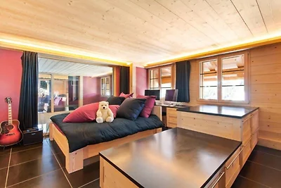Modernes Chalet in der Region Gstaad
