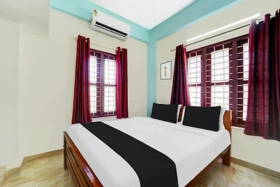 Hotel O Kazhakuttam Vadakkumbhagam
